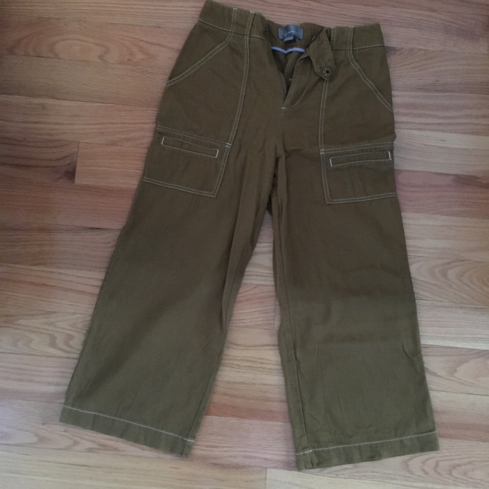 Capri pants